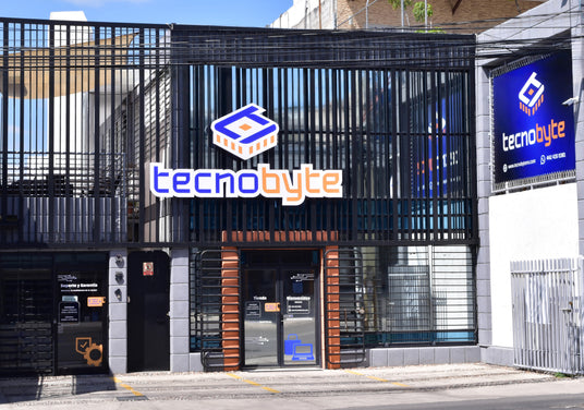 Fachada tienda Tecnobyte Querétaro